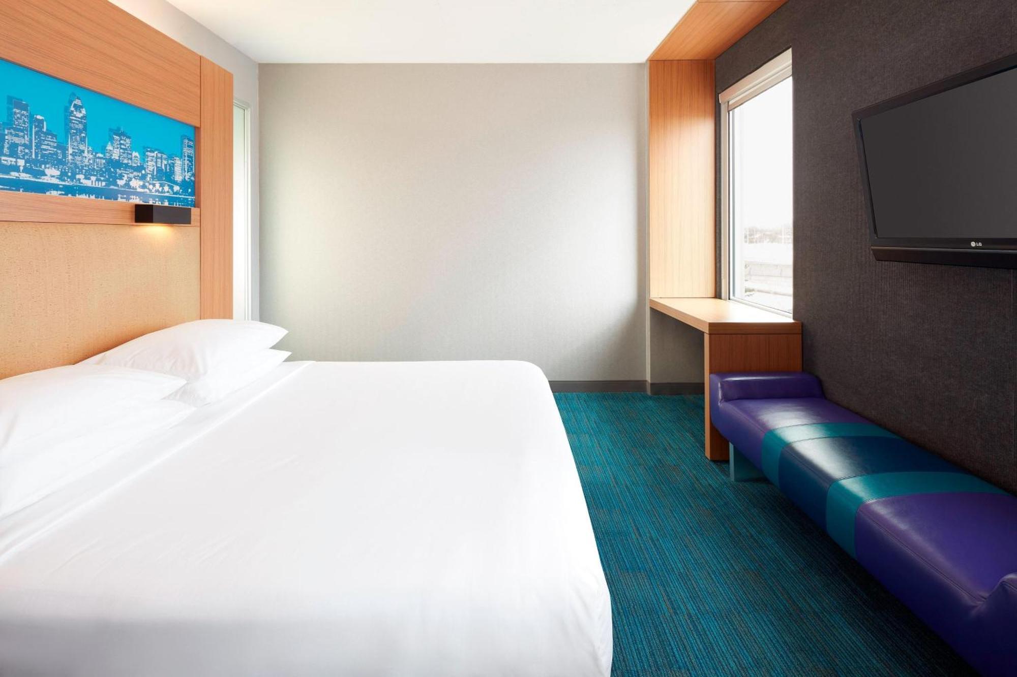 Aloft Montreal Airport Hotel Dorval Buitenkant foto